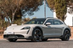 Porsche Taycan Turbo cross Turismo