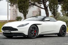 Aston Martin DB11 Volante