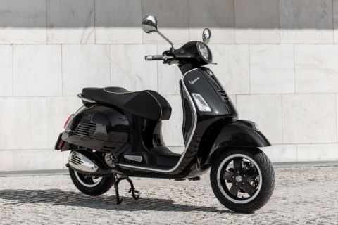 Vespa GTS Super 300 MY2019