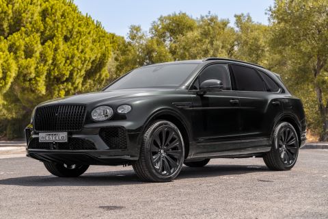 Bentley Bentayga Azure V6 Hybrid