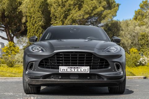 Aston Martin DBX 4.0 V8 