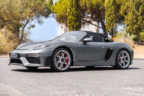 Porsche 718 Spyder RS