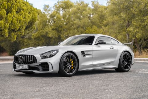 Mercedes-Benz AMG GT R