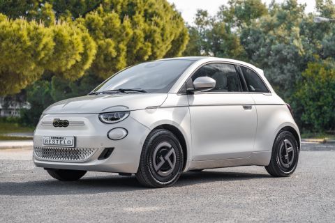 Fiat 500e Giorgio Armani 