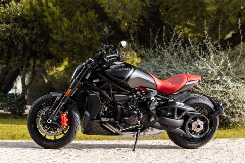 Ducati X Diavel  Nera  /  Nº166 - 500