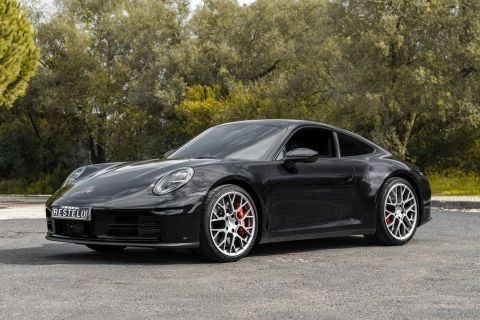 Porsche 911(992) Carrrera 4 S