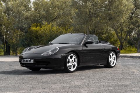 Porsche 911 (996) Carrera 4 Cabrio