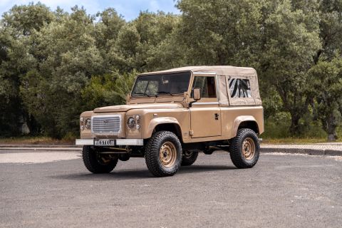 Land Rover DEFENDER 90  COOL & VINTAGE