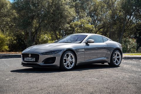 Jaguar F Type P300